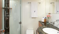 YII - Ensuite bathroom